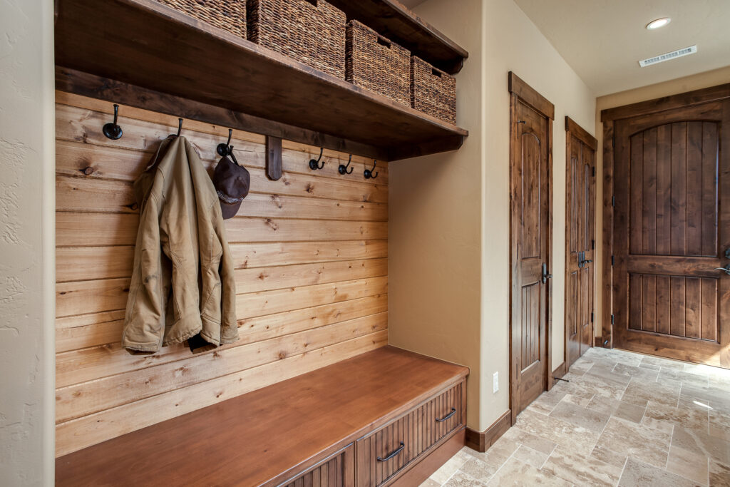 mud room storage in this large laundry room